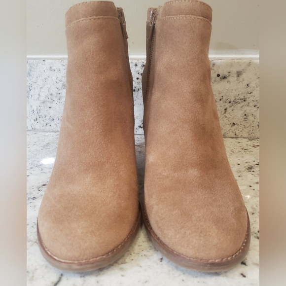 Lucky Brand Suede Wedge Ankle Boots in size 6M - Picture 4 of 8